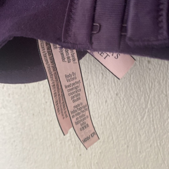 Elegant Purple Lace Bra - Picture 3 of 3